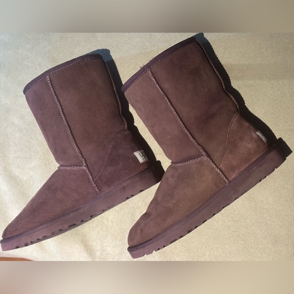 UGG Ankle Boots - Picture 1 of 4